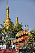 Myanmar - Sagaing hill, Soon U Ponya Shin Paya 'early offering shrine'. 